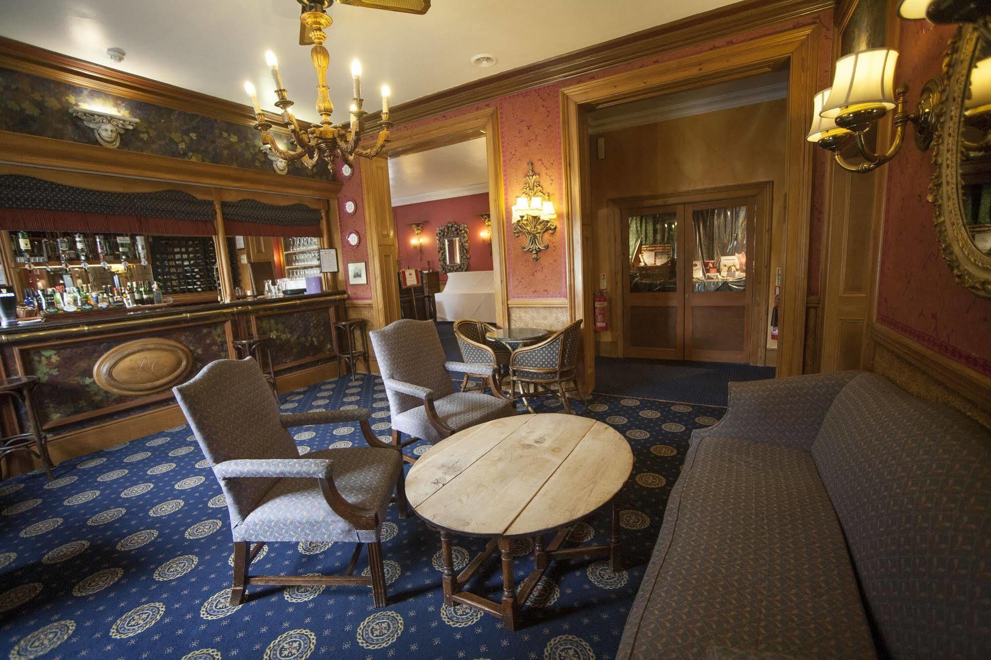 Royal Cambridge Hotel Exterior photo